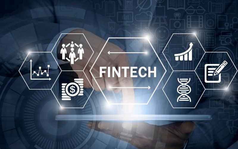 Vai trò của ngành Fintech trong lĩnh vực tài chính tại thị trường Việt Nam trong năm 2023